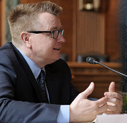 Matt Stagner testifying in Chicago